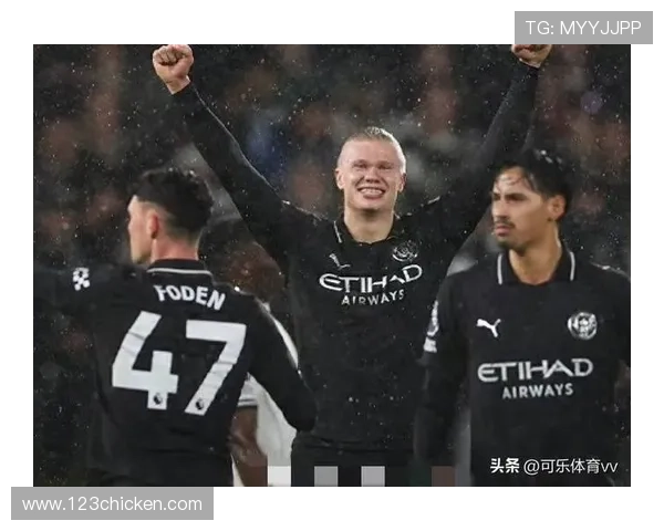 英超大战惊心动魄！富勒姆虽连追两球，依旧4-5憾负曼城